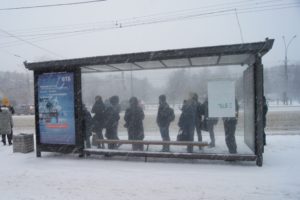 Можно ли остановится на остановке общественного транспорта